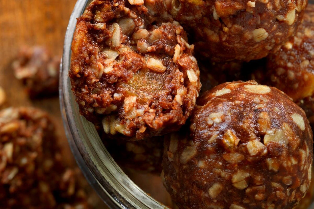 No Bake Oatmeal Peanut Butter Protein Bites